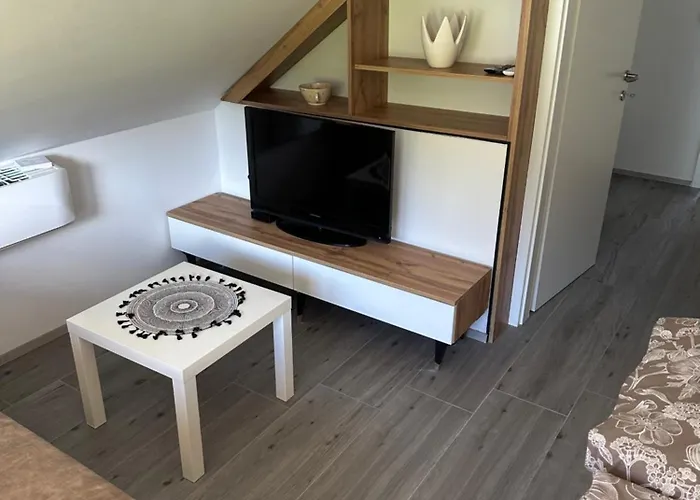 River Διαμέρισμα Lancovo